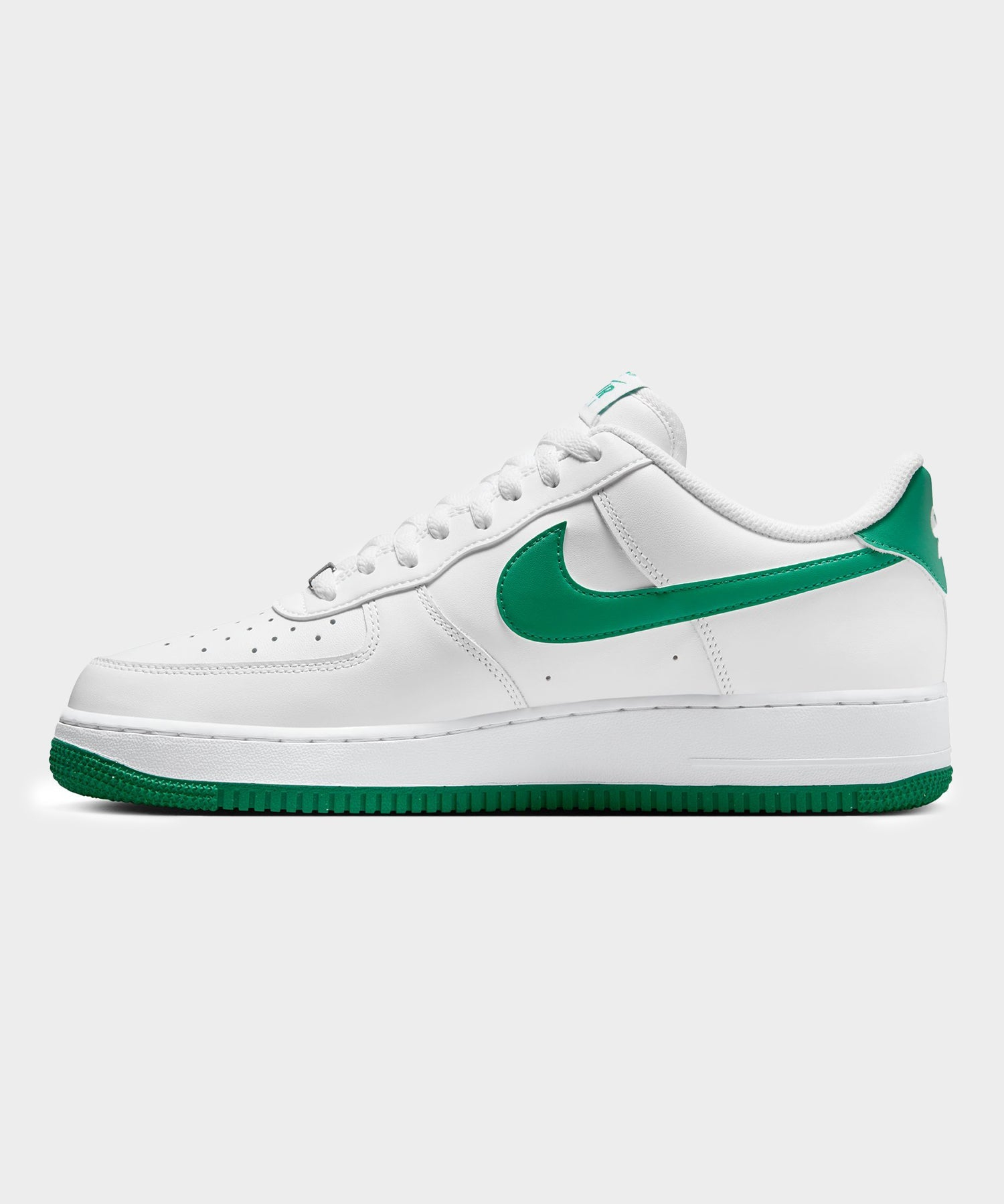 nike-air-force-1-low-malachitenike-583680_2000x